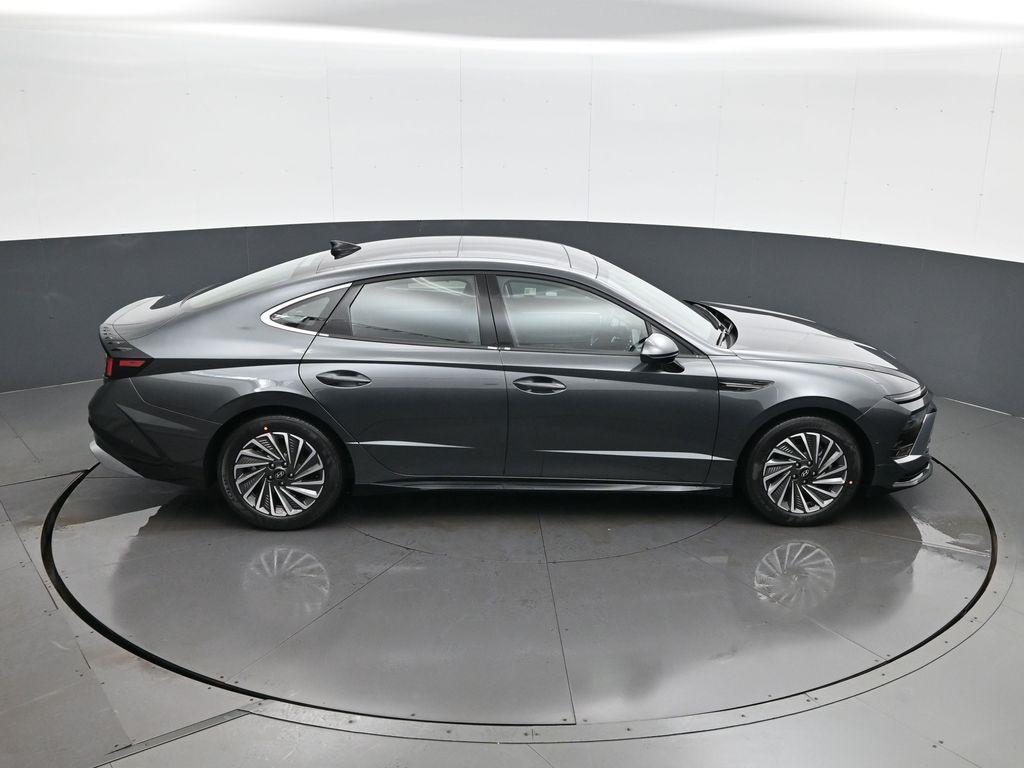 new 2026 Hyundai Sonata Hybrid car, priced at $38,759