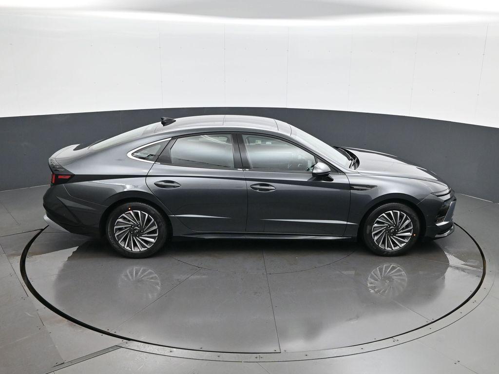 new 2026 Hyundai Sonata Hybrid car, priced at $36,759
