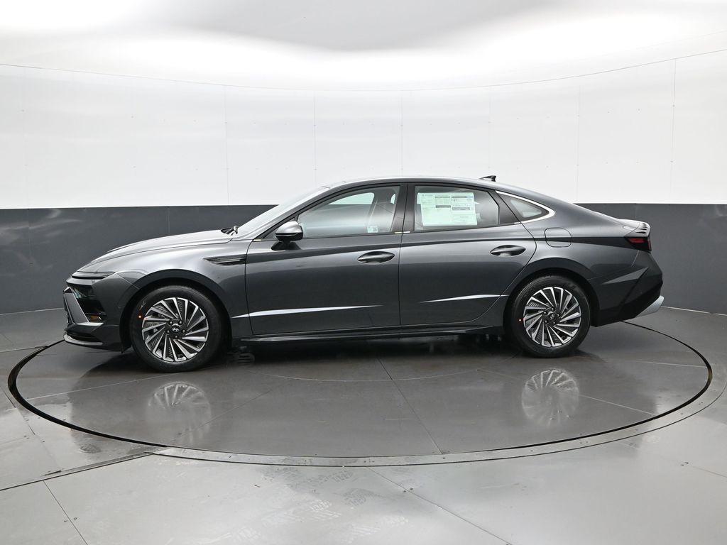 new 2026 Hyundai Sonata Hybrid car, priced at $38,759