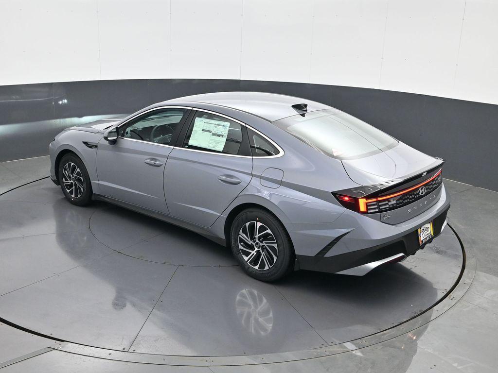 new 2026 Hyundai Sonata Hybrid car, priced at $27,997