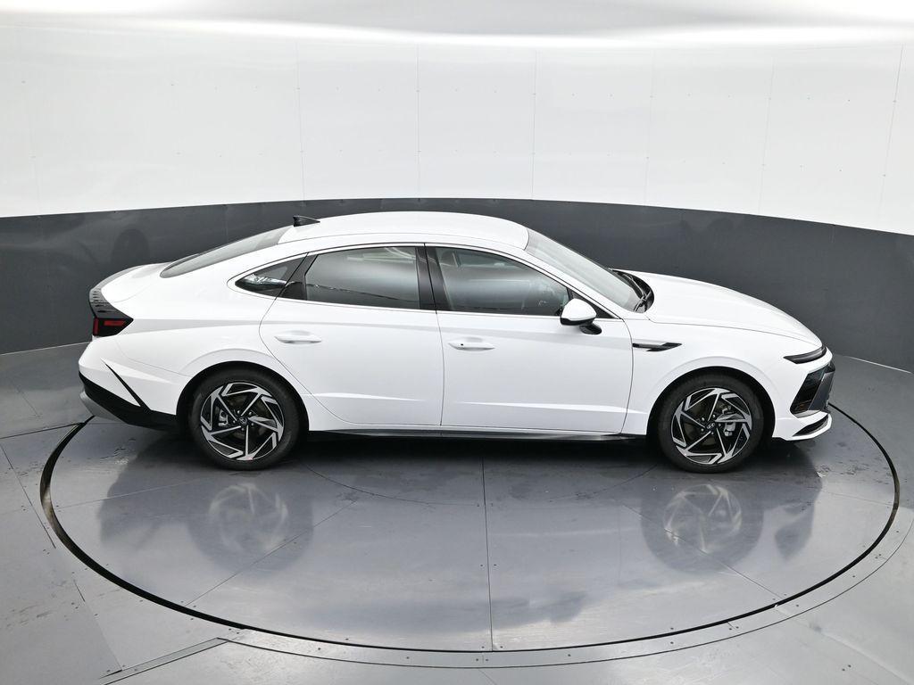 new 2026 Hyundai Sonata car, priced at $31,318