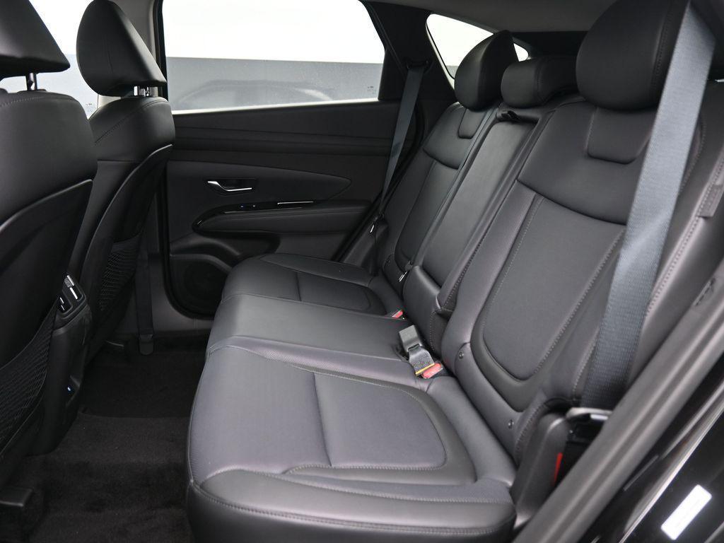 new 2026 Hyundai TUCSON Hybrid car, priced at $40,324