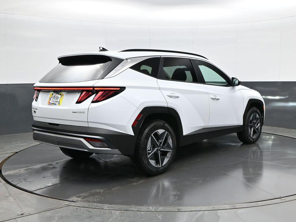new 2026 Hyundai TUCSON Hybrid car, priced at $33,605