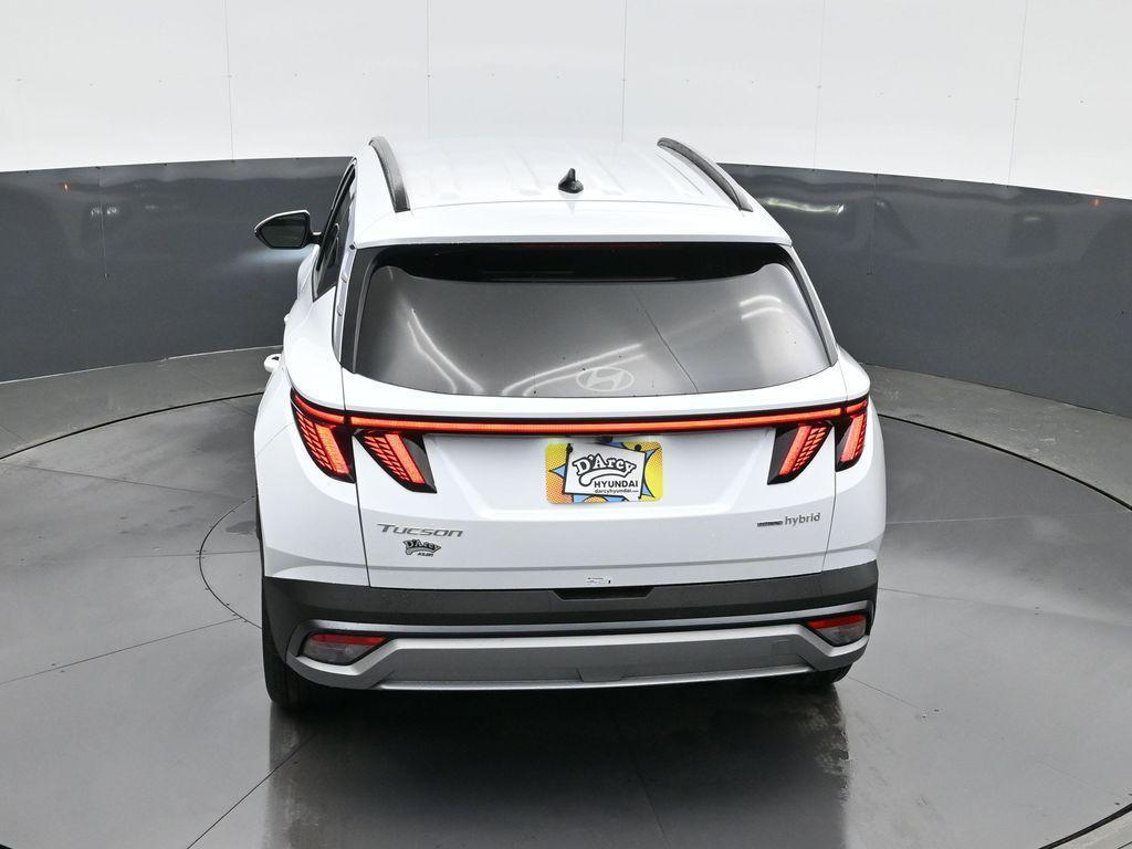 new 2026 Hyundai TUCSON Hybrid car, priced at $33,605