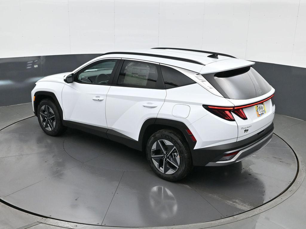 new 2026 Hyundai TUCSON Hybrid car, priced at $33,605