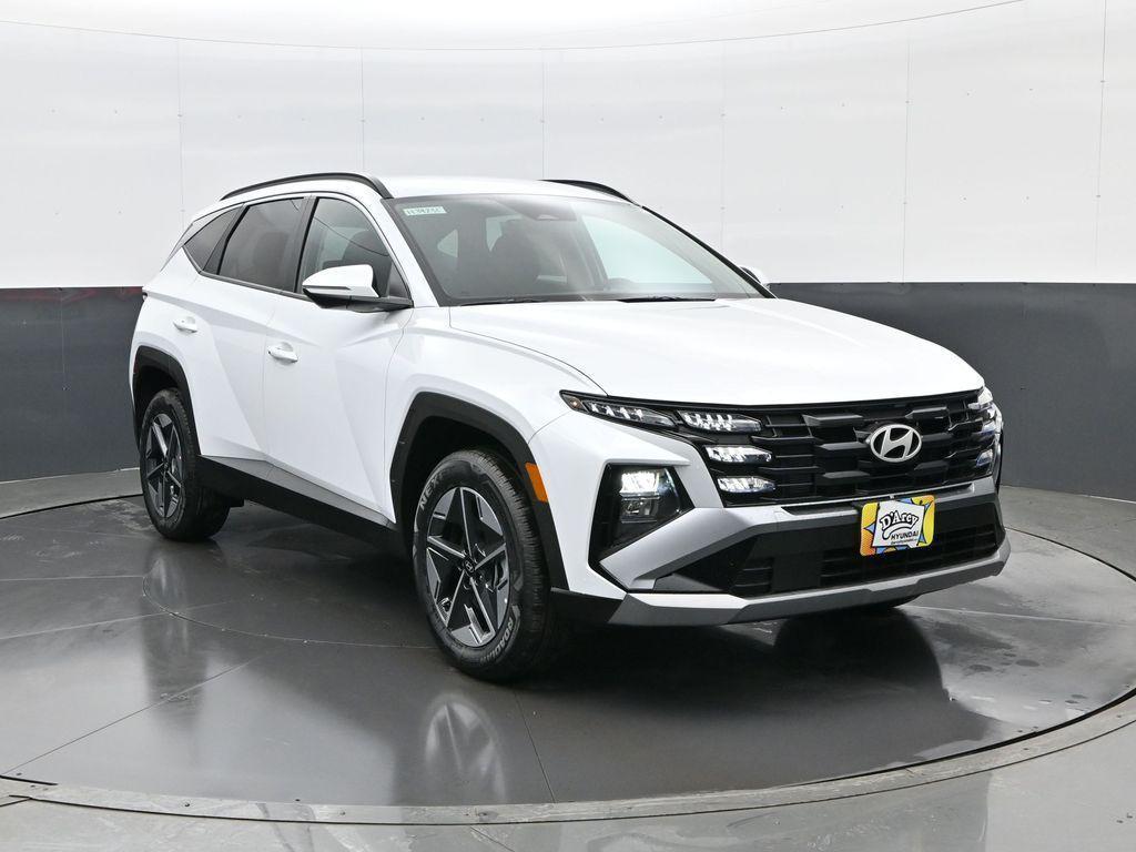 new 2026 Hyundai TUCSON Hybrid car, priced at $33,605