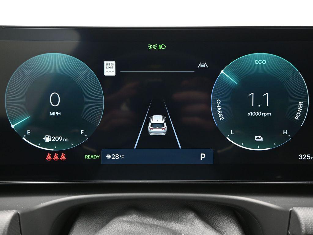 new 2026 Hyundai TUCSON Hybrid car, priced at $33,605