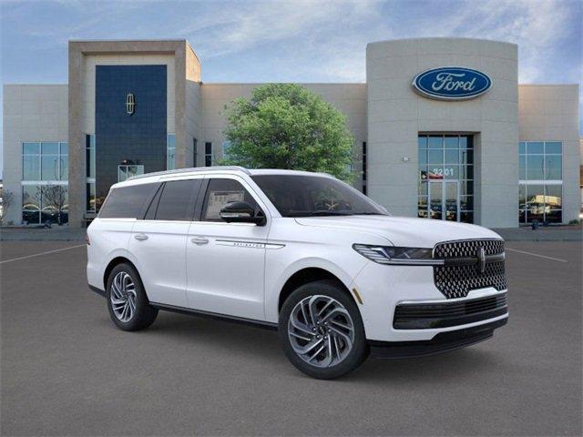 new 2025 Lincoln Navigator car, priced at $104,900