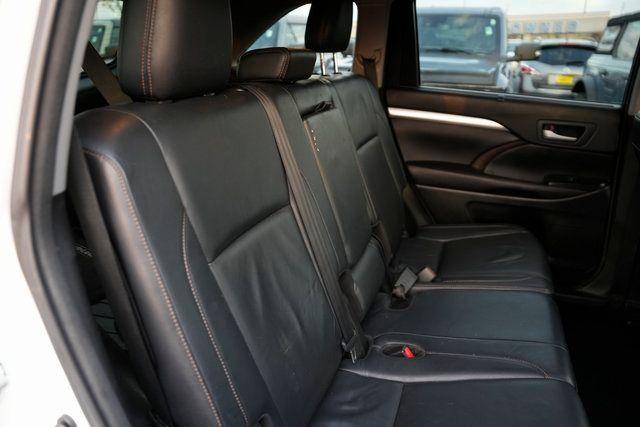 used 2016 Toyota Highlander car, priced at $18,698