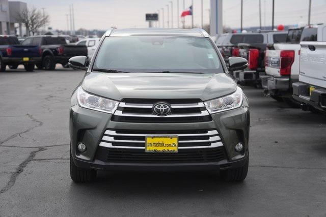 used 2019 Toyota Highlander car, priced at $25,688