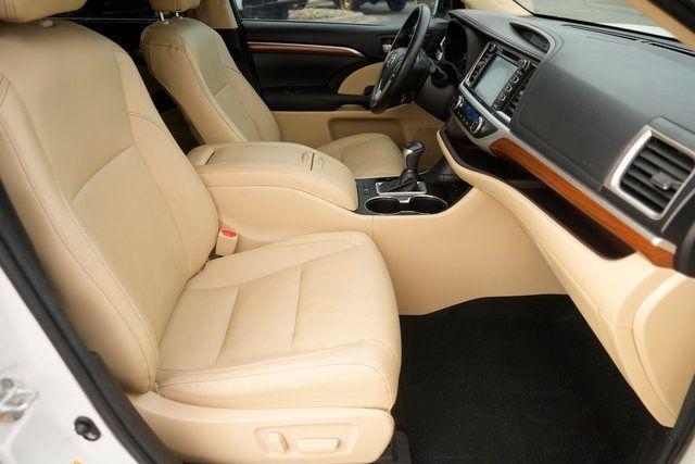 used 2018 Toyota Highlander car, priced at $20,398