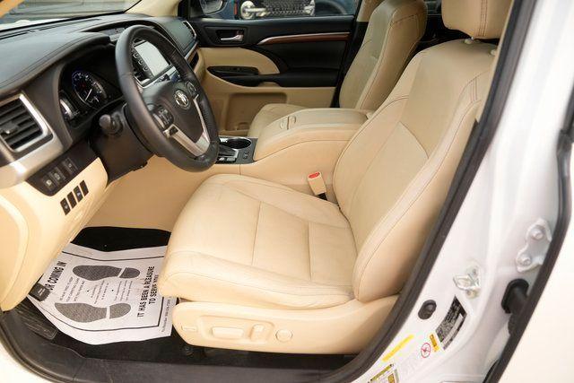 used 2018 Toyota Highlander car, priced at $20,398