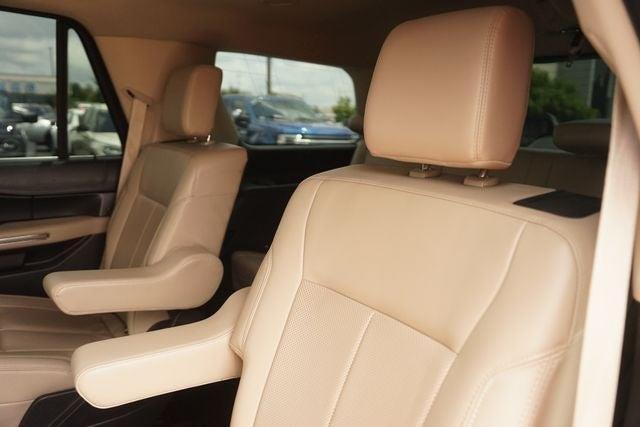 used 2022 Ford Expedition car, priced at $33,879