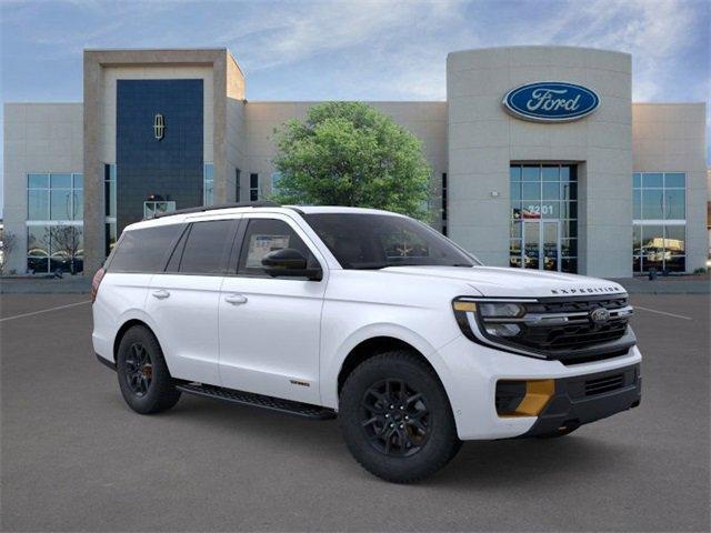 new 2025 Ford Expedition car, priced at $78,575