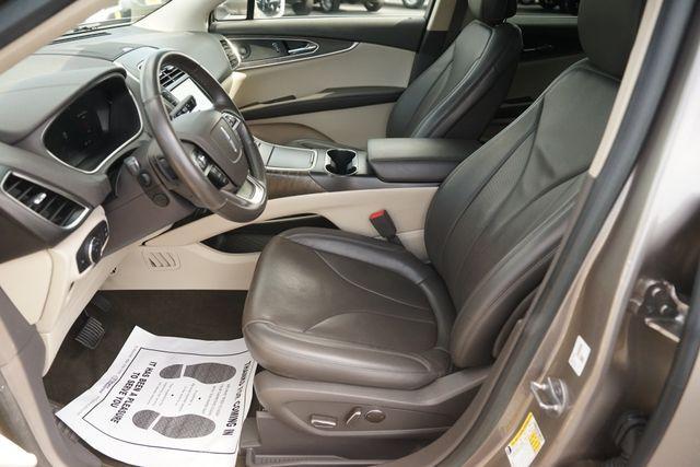 used 2020 Lincoln Nautilus car, priced at $27,889