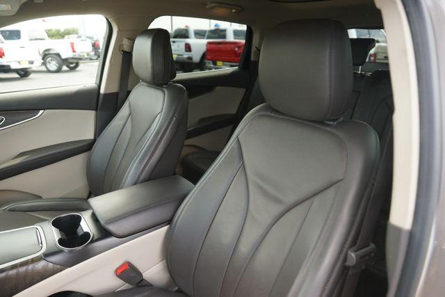 used 2020 Lincoln Nautilus car, priced at $27,889