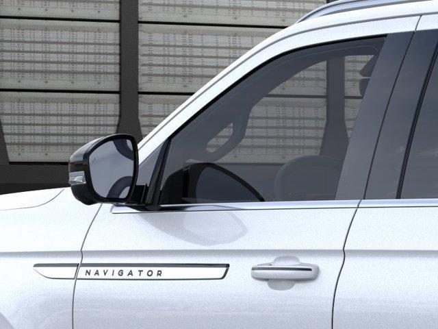 new 2026 Lincoln Navigator car, priced at $96,390