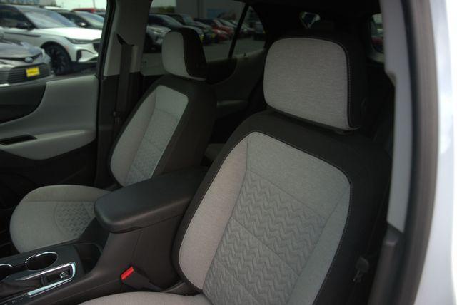 used 2023 Chevrolet Equinox car, priced at $19,419