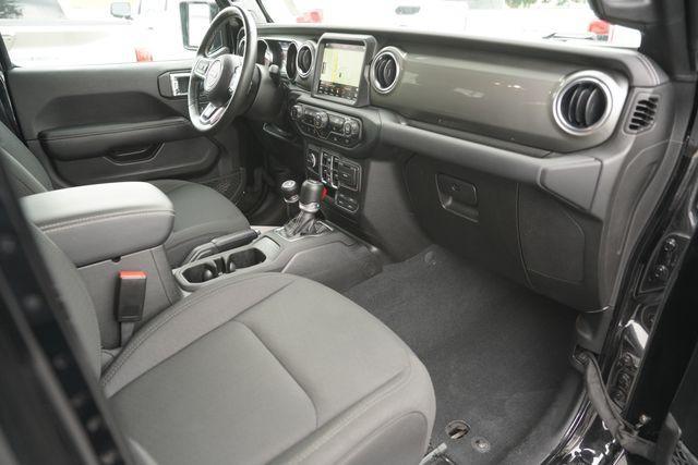 used 2022 Jeep Wrangler Unlimited car, priced at $33,668