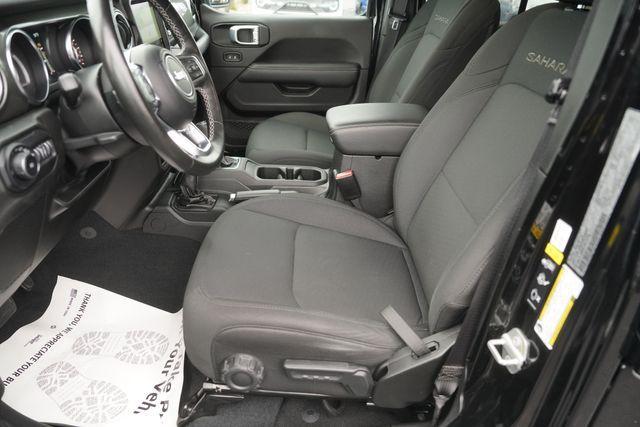 used 2022 Jeep Wrangler Unlimited car, priced at $33,668