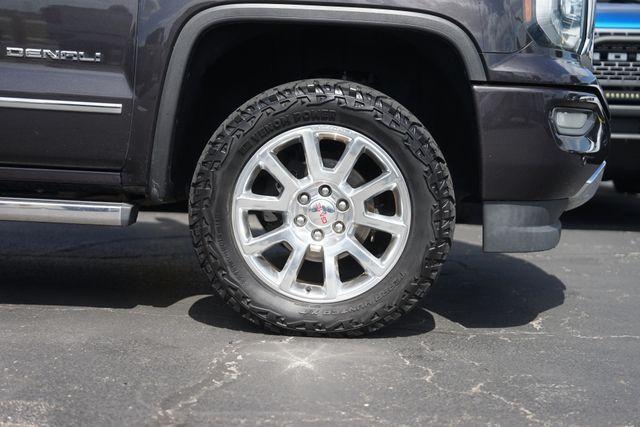 used 2016 GMC Sierra 1500 car, priced at $27,589