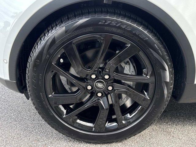 used 2025 Land Rover Discovery car, priced at $52,999