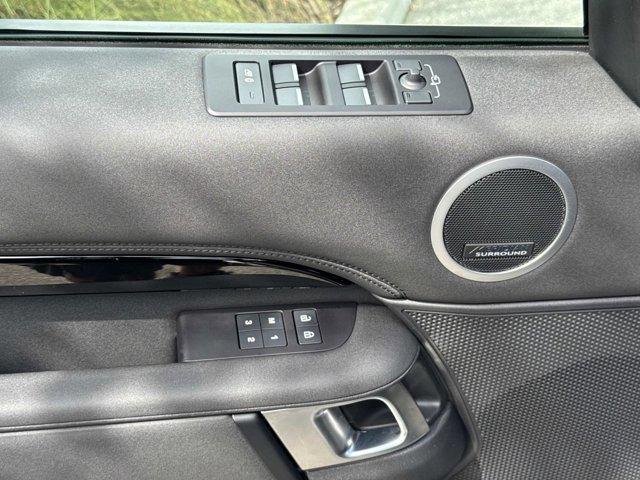 used 2025 Land Rover Discovery car, priced at $52,999