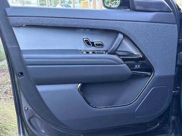 new 2025 Land Rover Range Rover Sport car, priced at $115,930