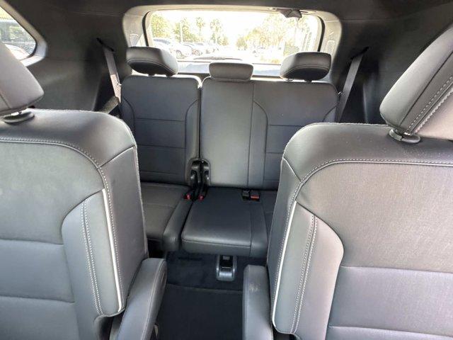 used 2025 Buick Enclave car, priced at $37,797