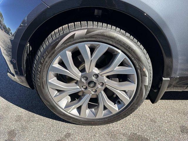 new 2026 Land Rover Discovery car, priced at $76,725