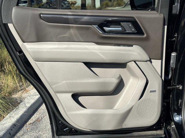 used 2025 GMC Yukon car, priced at $67,865