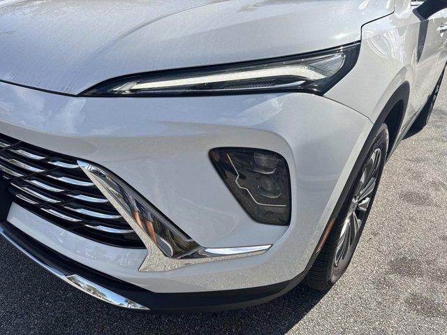 used 2025 Buick Envision car, priced at $27,417