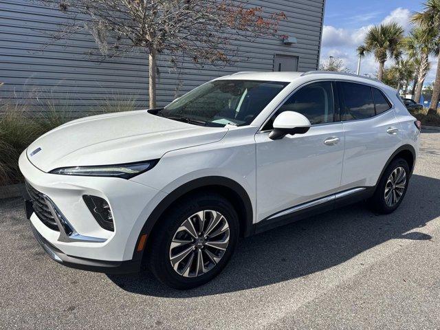 used 2025 Buick Envision car, priced at $27,417