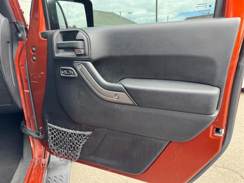 used 2014 Jeep Wrangler Unlimited car, priced at $11,990