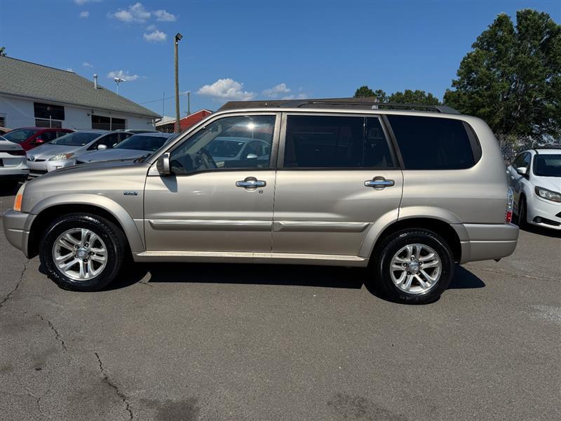 used 2005 Suzuki XL7 car, priced at $2,990