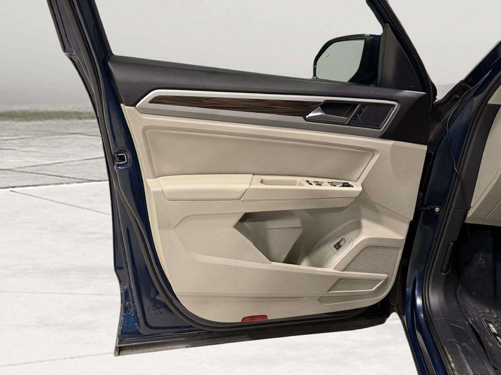 used 2021 Volkswagen Atlas car, priced at $19,495