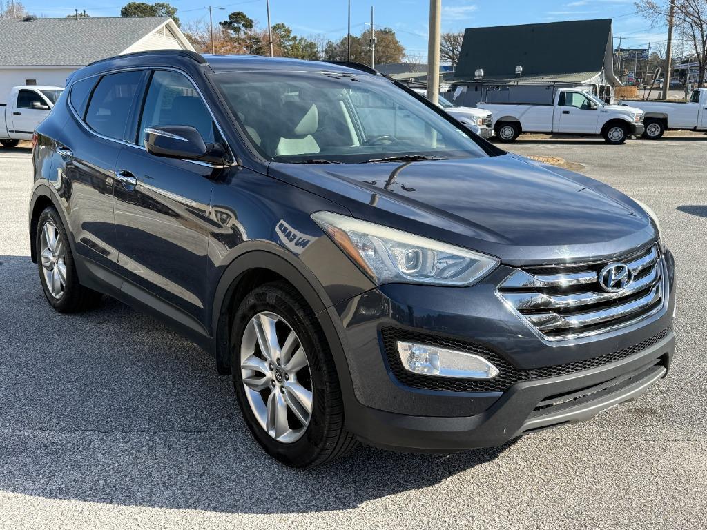 used 2013 Hyundai Santa Fe car, priced at $12,995