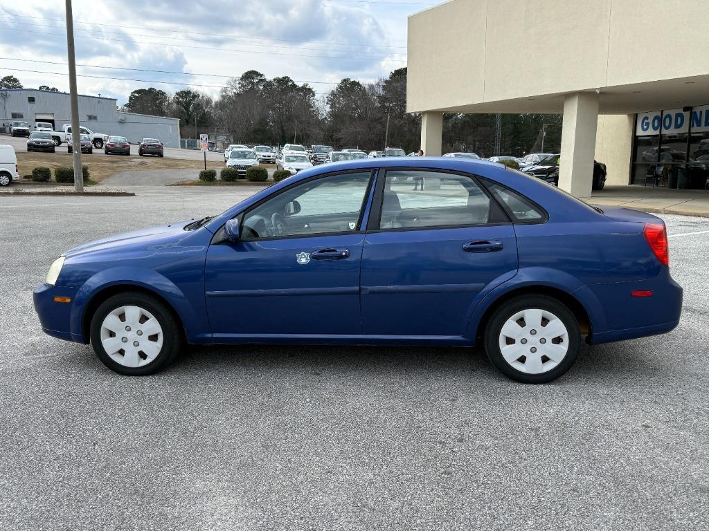 used 2008 Suzuki Forenza car, priced at $3,995