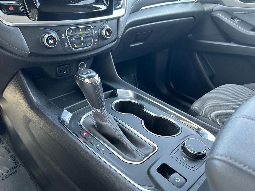 used 2020 Chevrolet Traverse car, priced at $14,900