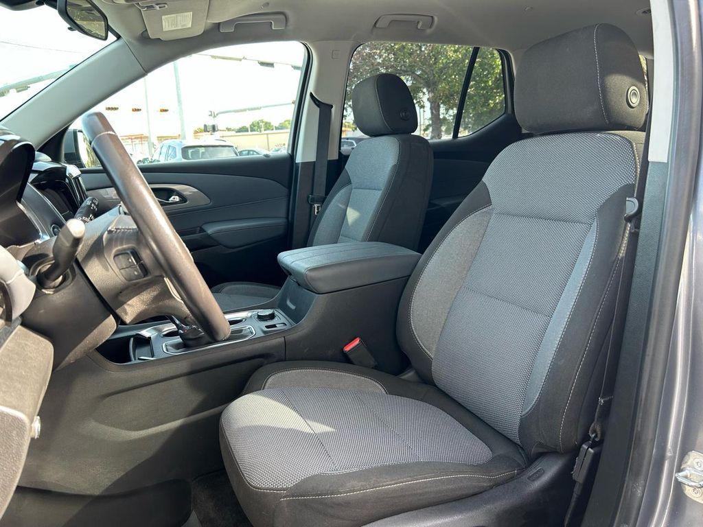 used 2020 Chevrolet Traverse car, priced at $14,900