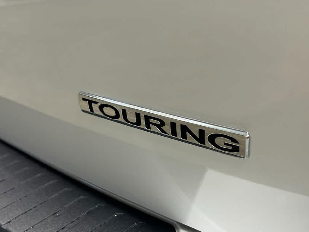 new 2026 Honda Odyssey car, priced at $49,445