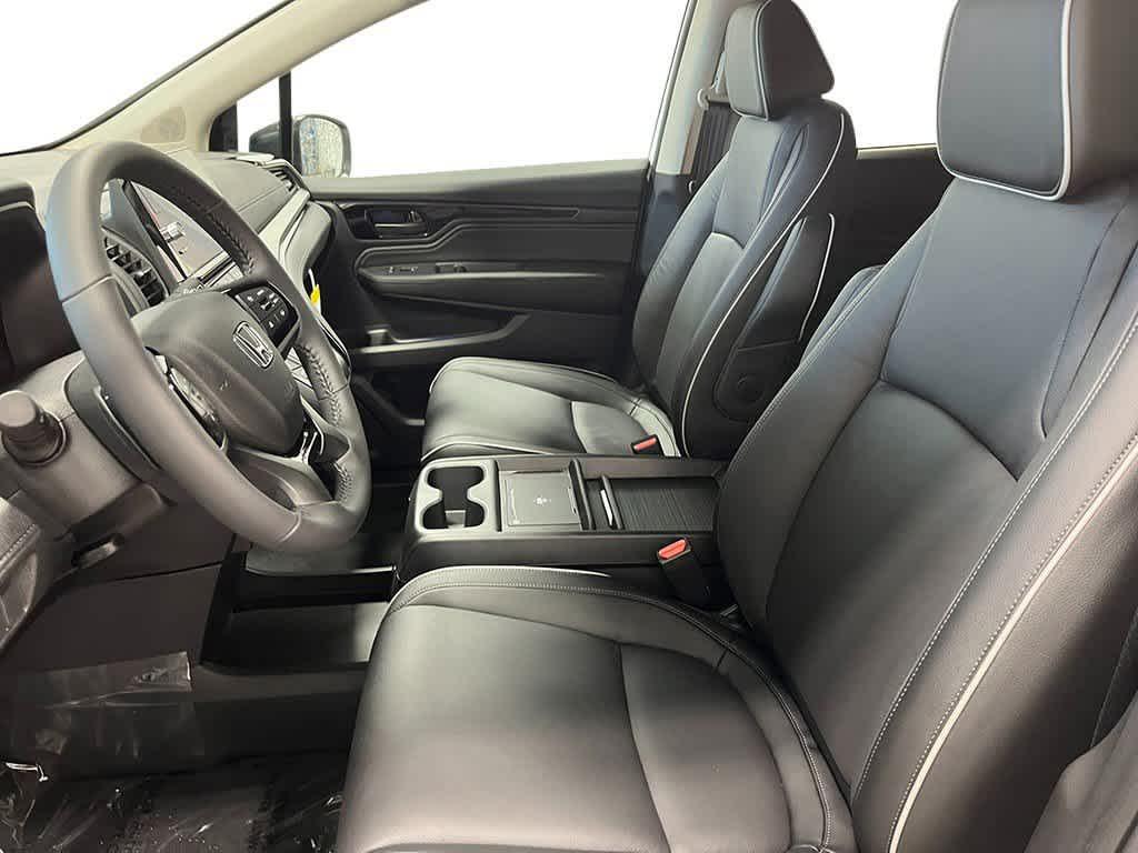 new 2026 Honda Odyssey car, priced at $49,445