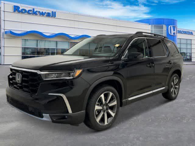 new 2025 Honda Pilot car, priced at $51,050