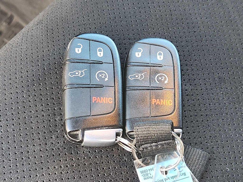 used 2019 Jeep Grand Cherokee car, priced at $16,136