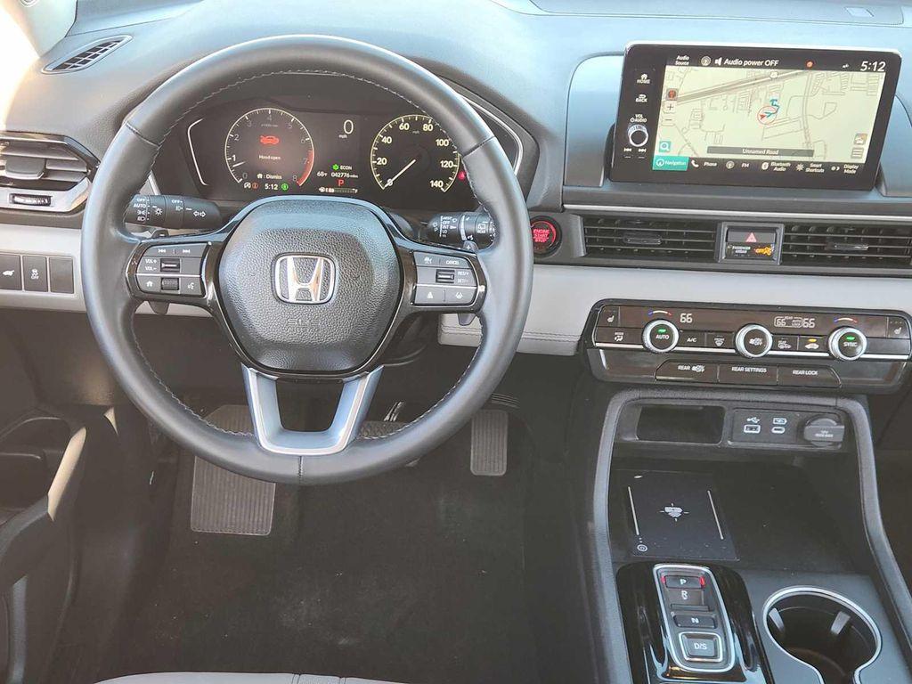 used 2024 Honda Pilot car, priced at $37,224