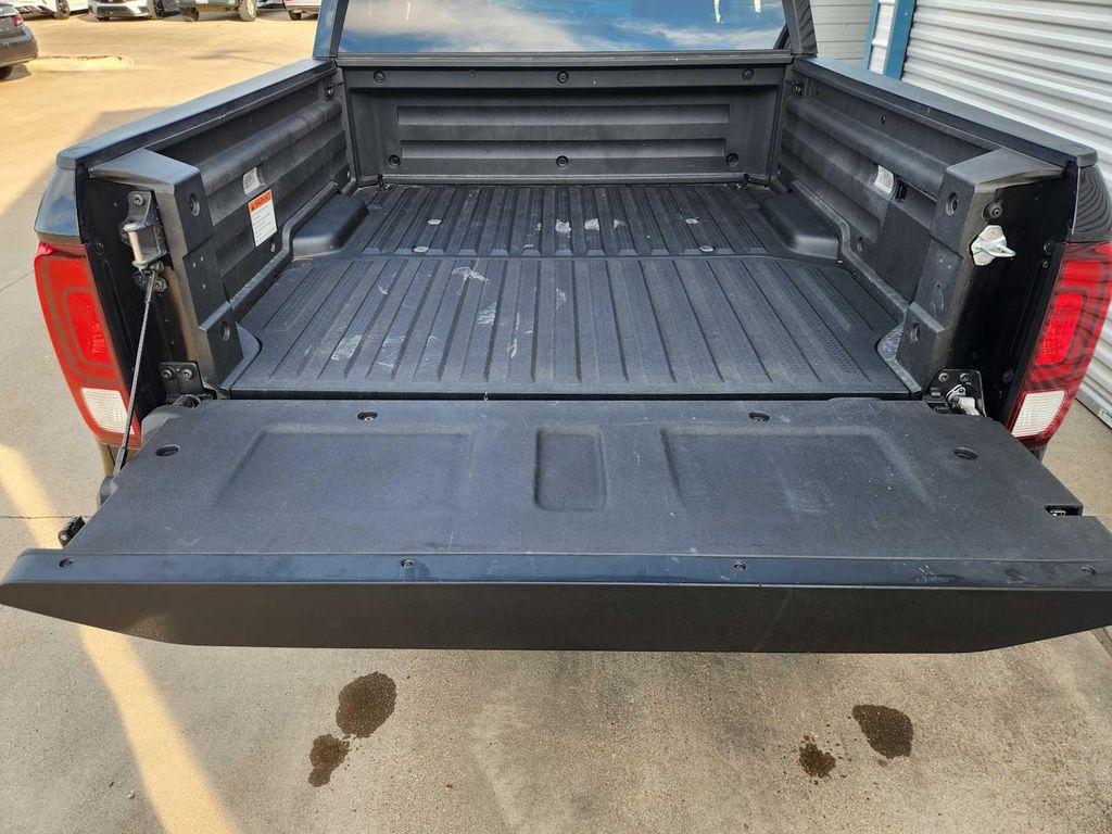 used 2025 Honda Ridgeline car, priced at $33,692