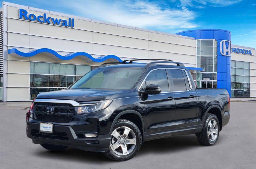 used 2025 Honda Ridgeline car, priced at $35,933
