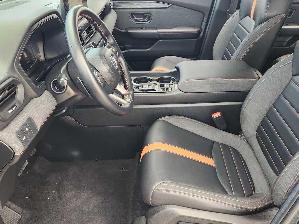 used 2026 Honda Passport car, priced at $51,583