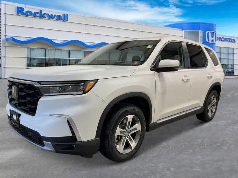 new 2025 Honda Pilot car, priced at $48,280