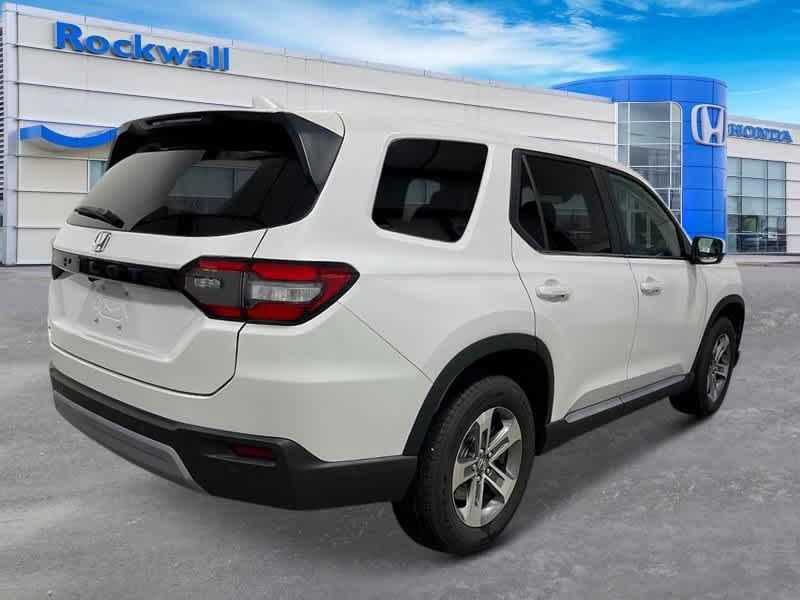 new 2025 Honda Pilot car, priced at $46,050